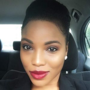 Meet your Posher, Nathalie